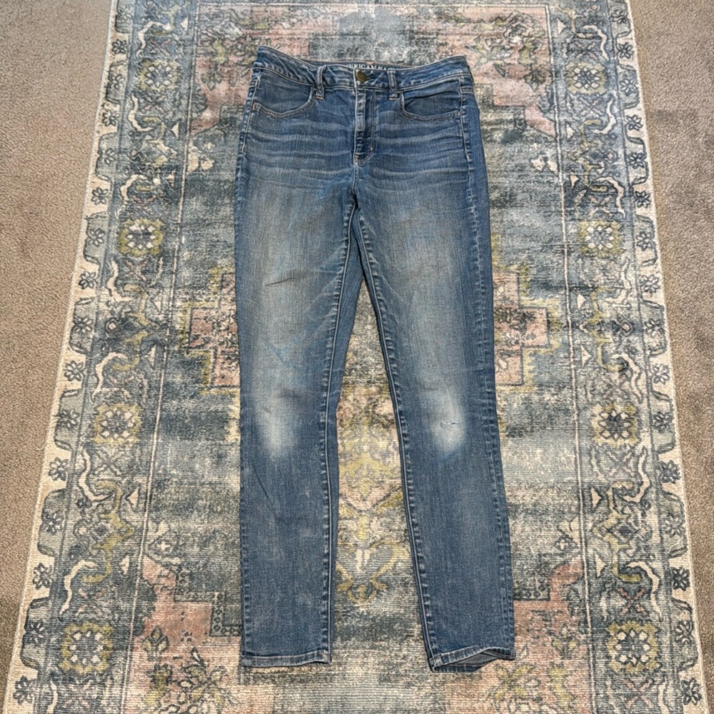 American Eagle Hi-Rise Jegging, medium wash denim, skinny jean, super stretch